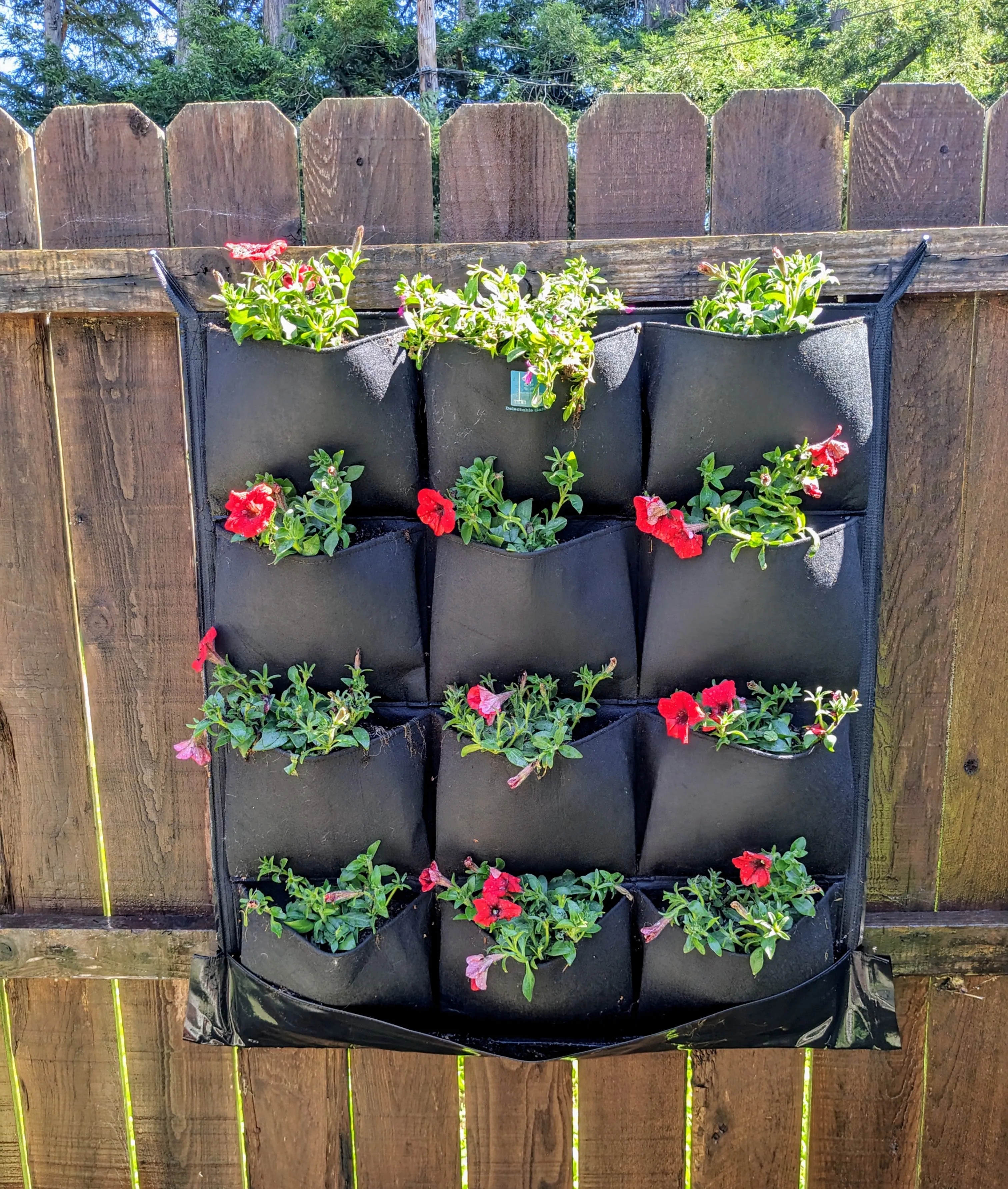 12 Pocket Outdoor Vertical Living Garden Wall Planter