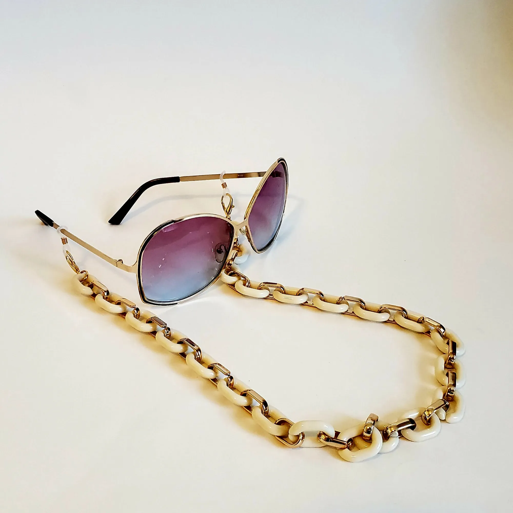 3-in-1 Chunky Acrylic Chain- Ivory & Gold