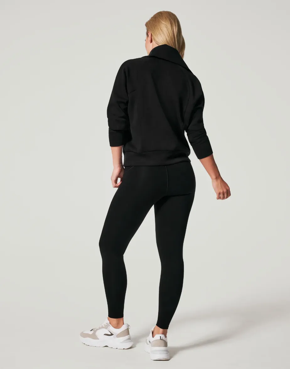 Airessentials Half Zip in Very Black