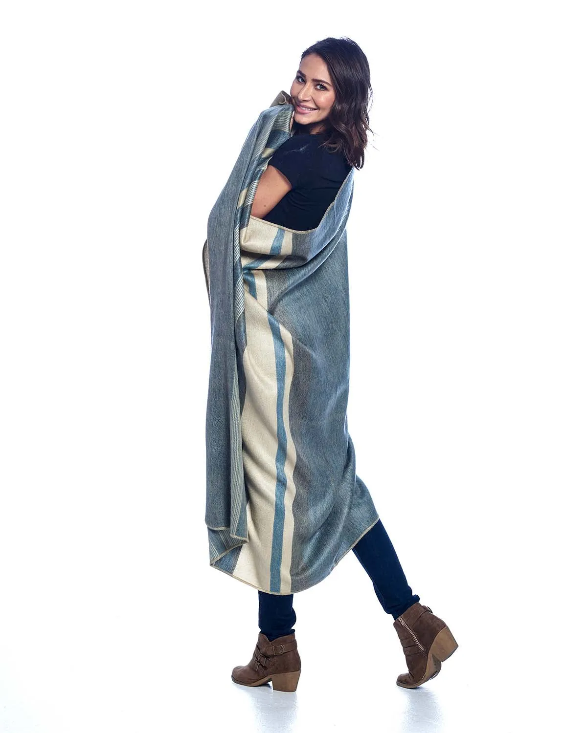 Alpaca Throw / Catalina