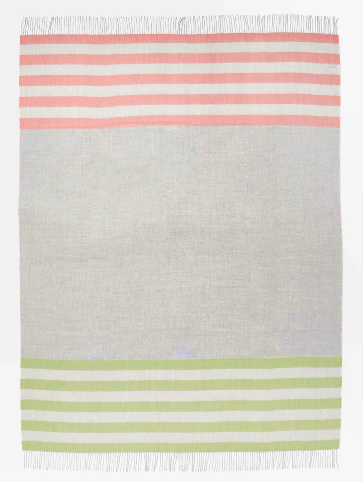 Alpaca Wool Blanket Made in Peru - Alpamayo Blanca
