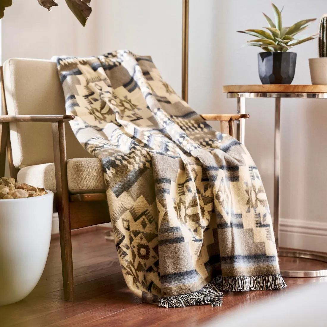 Andes Throw