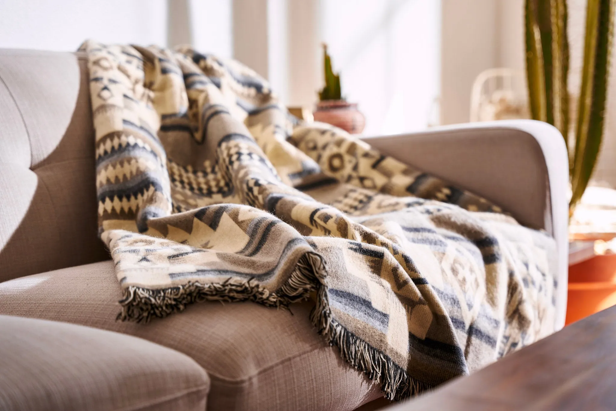 Artisan-Made Southwestern Blanket - Andes Cloud Throw