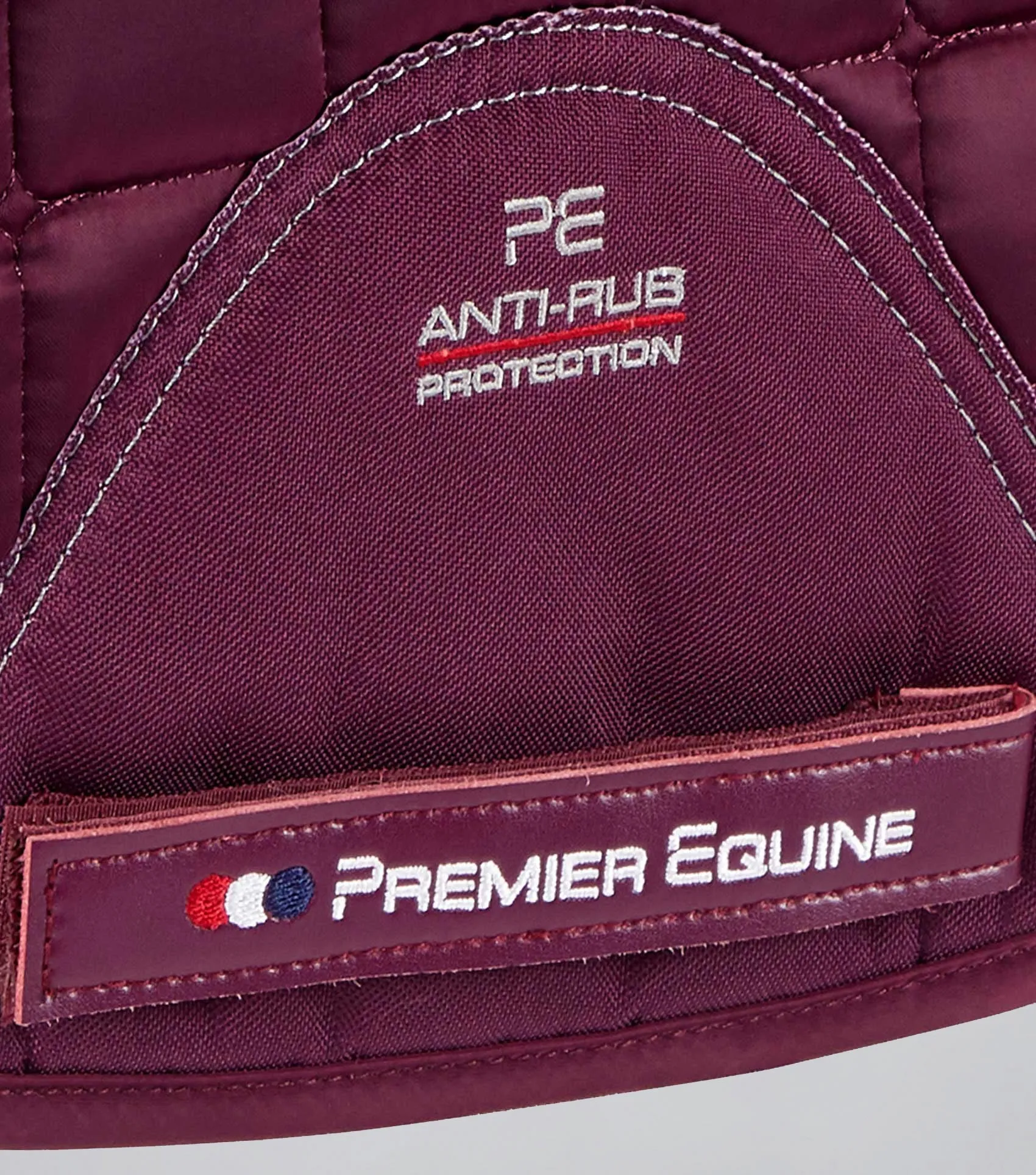 Atlantis CC Satin Wool GP/Jump Square Wine/Black Wool