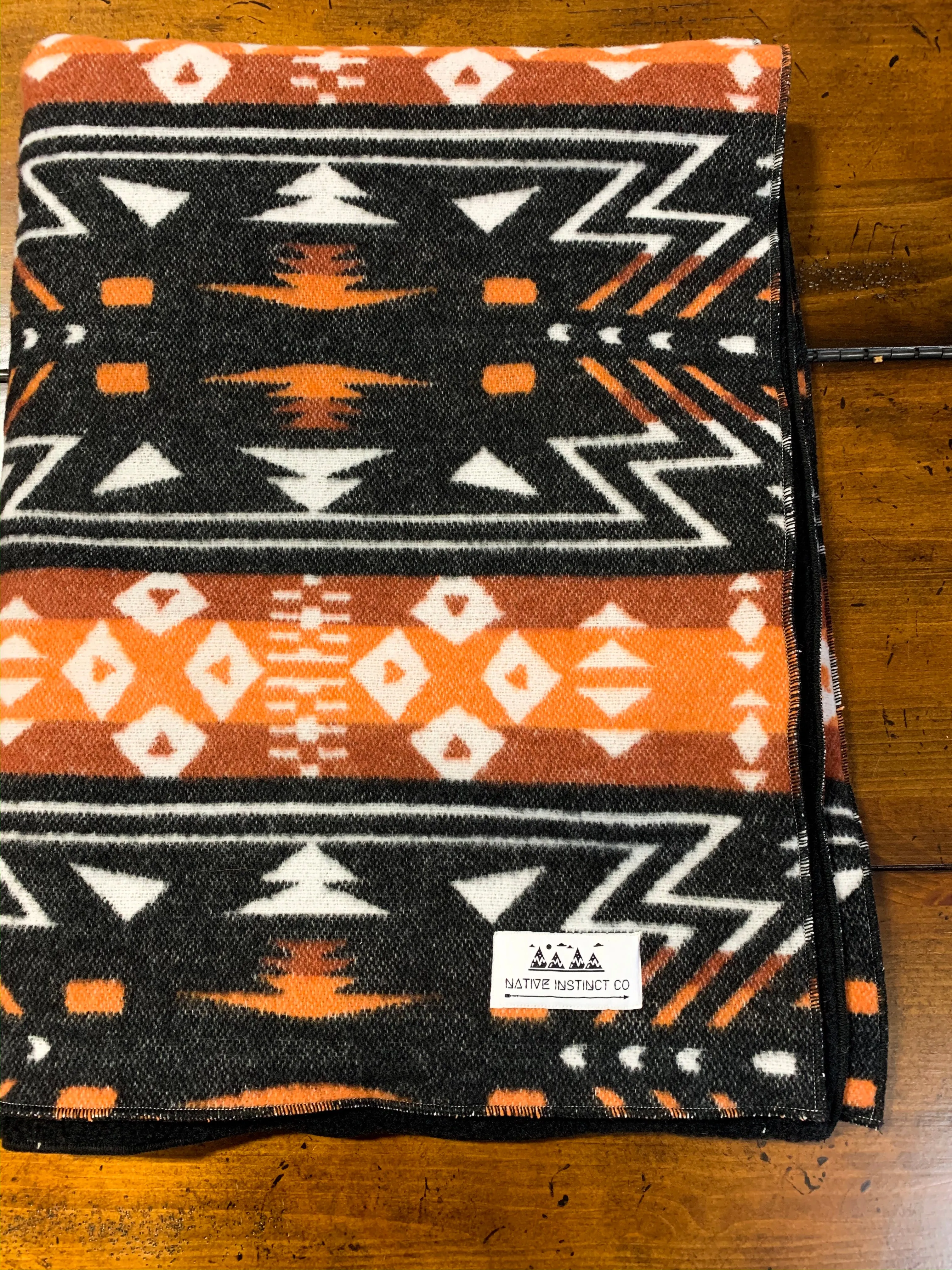 BLAZE - Pet Sleeper Blanket