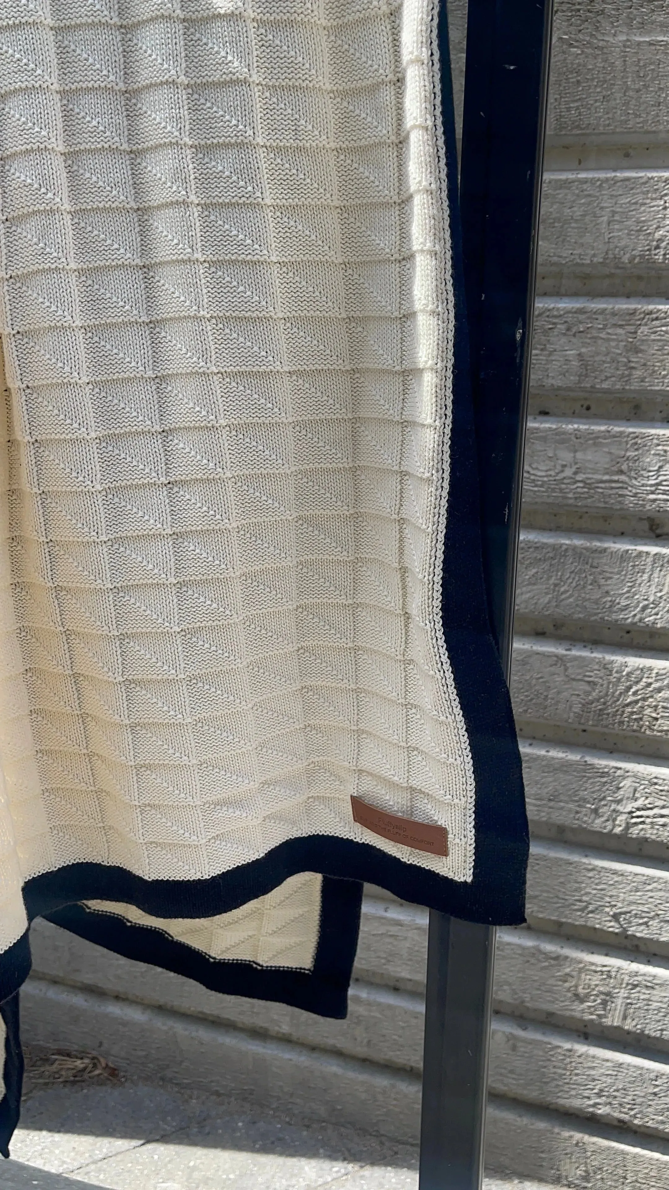 Border Squareview Cotton Throw Blanket