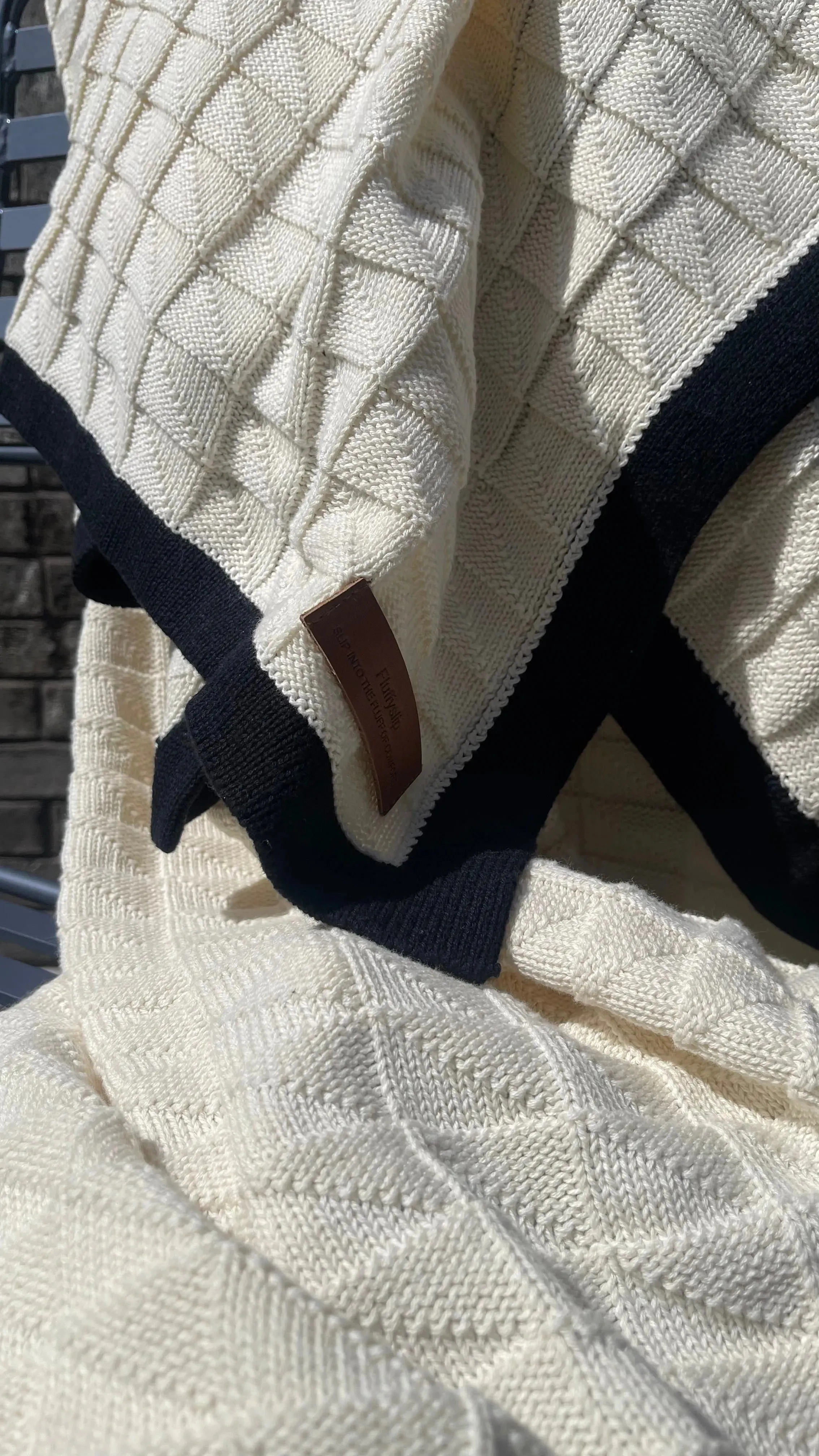 Border Squareview Cotton Throw Blanket