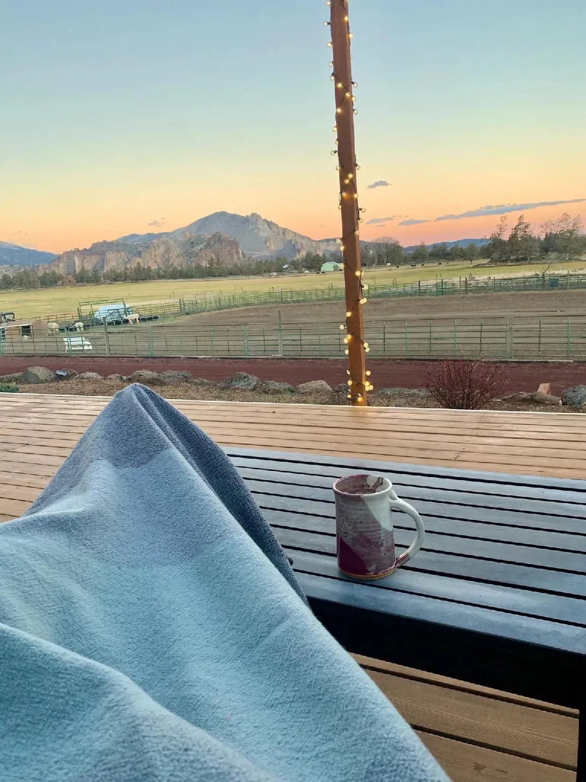 Columbia Classic Ombre Throw