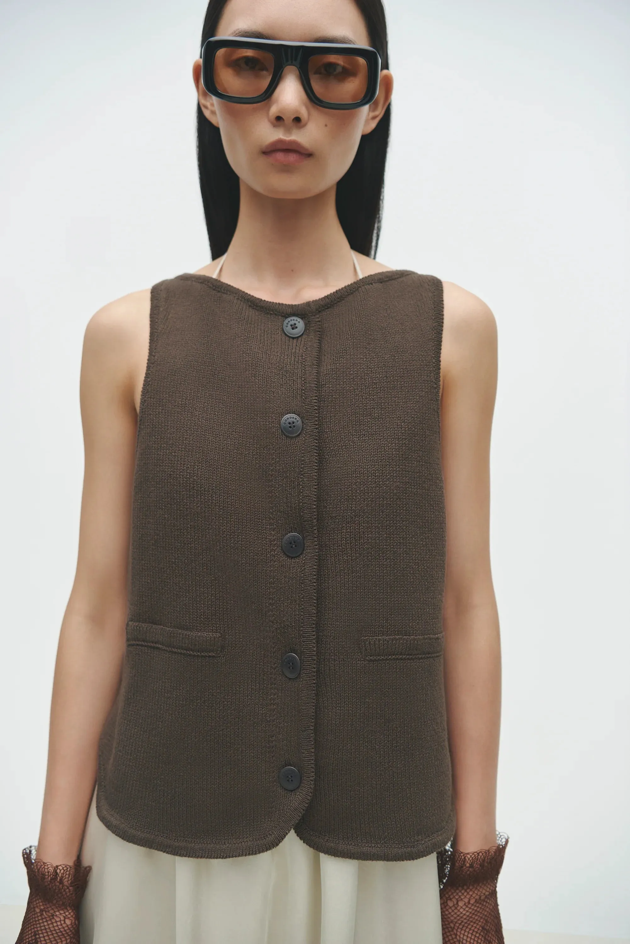 Cordera - Boat-Neck Waistcoat (Brown)