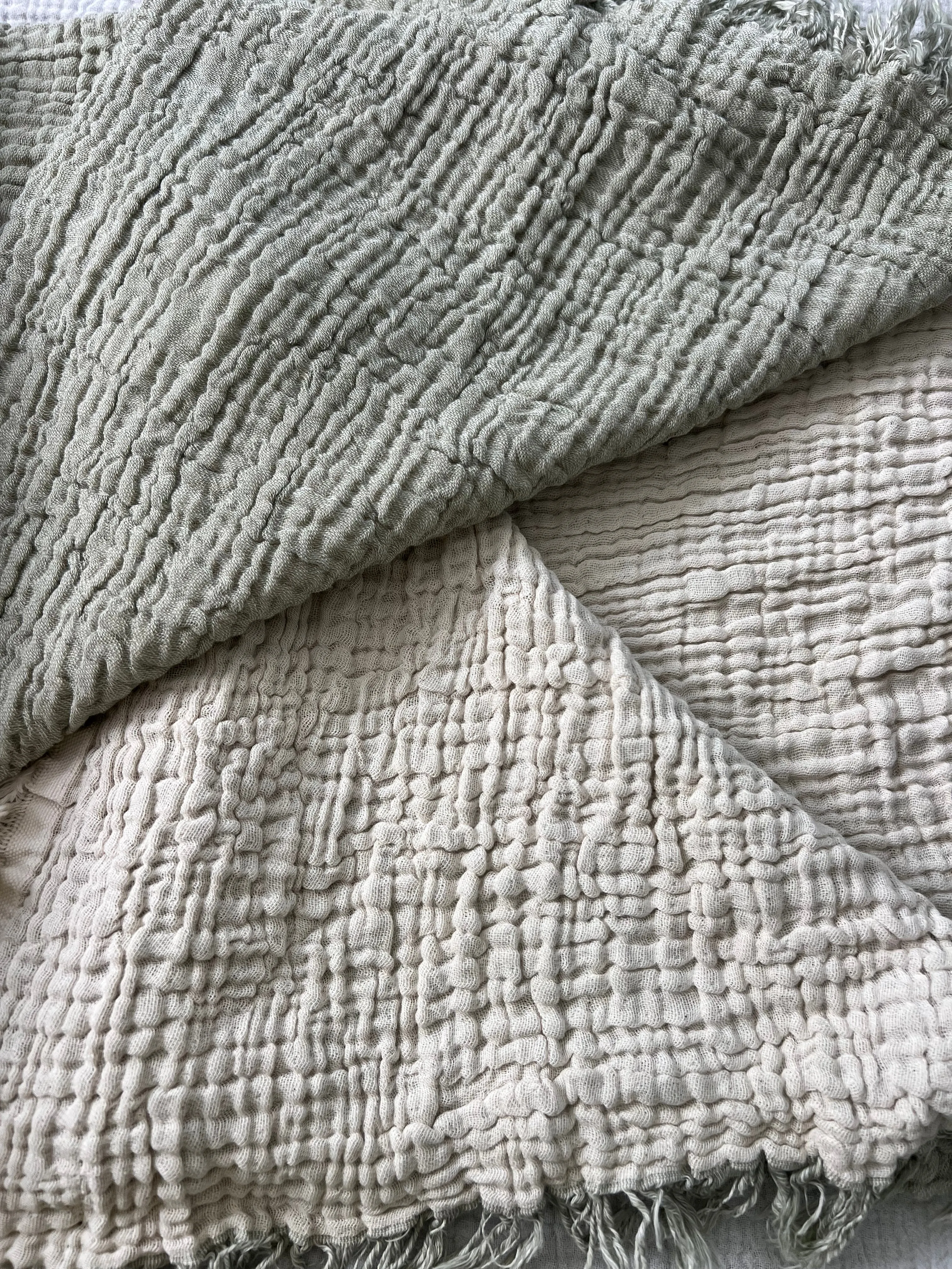 Crinkled Muslin Bed Blanket