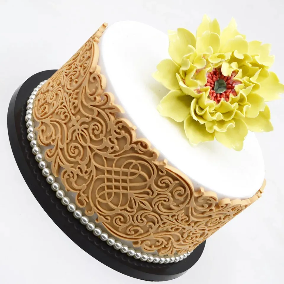 DEEP MURALS CAKE LACE MAT