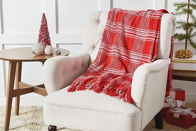 Essex Crimson Throw 50x60
