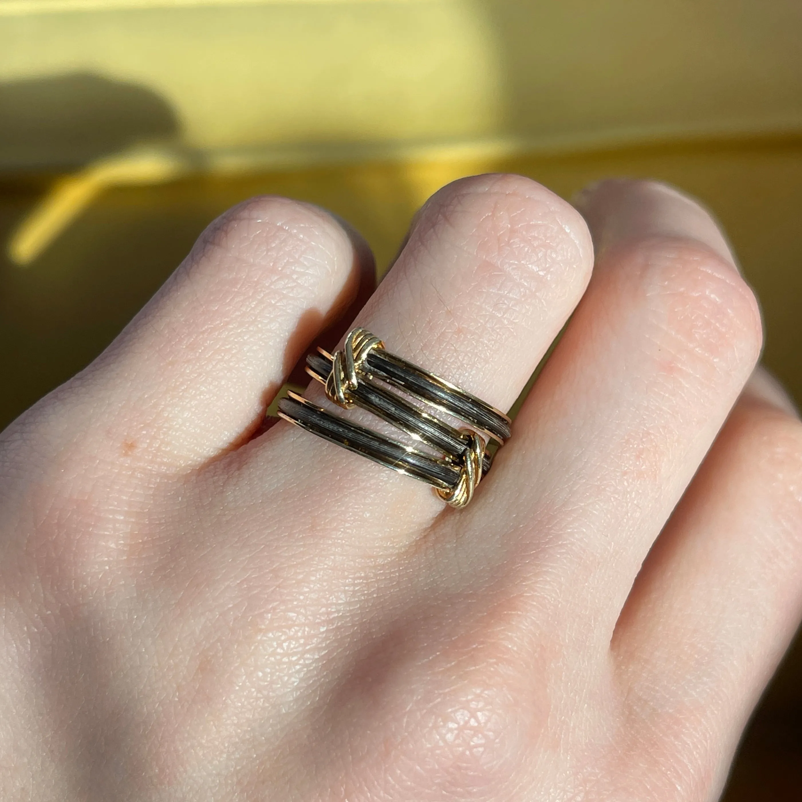 Estate 18KT Yellow Gold Black Elephant Hair Triple Strand Ring