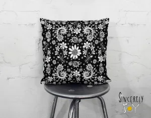 Floral Throw Pillow 'Birds of a Flower 01'