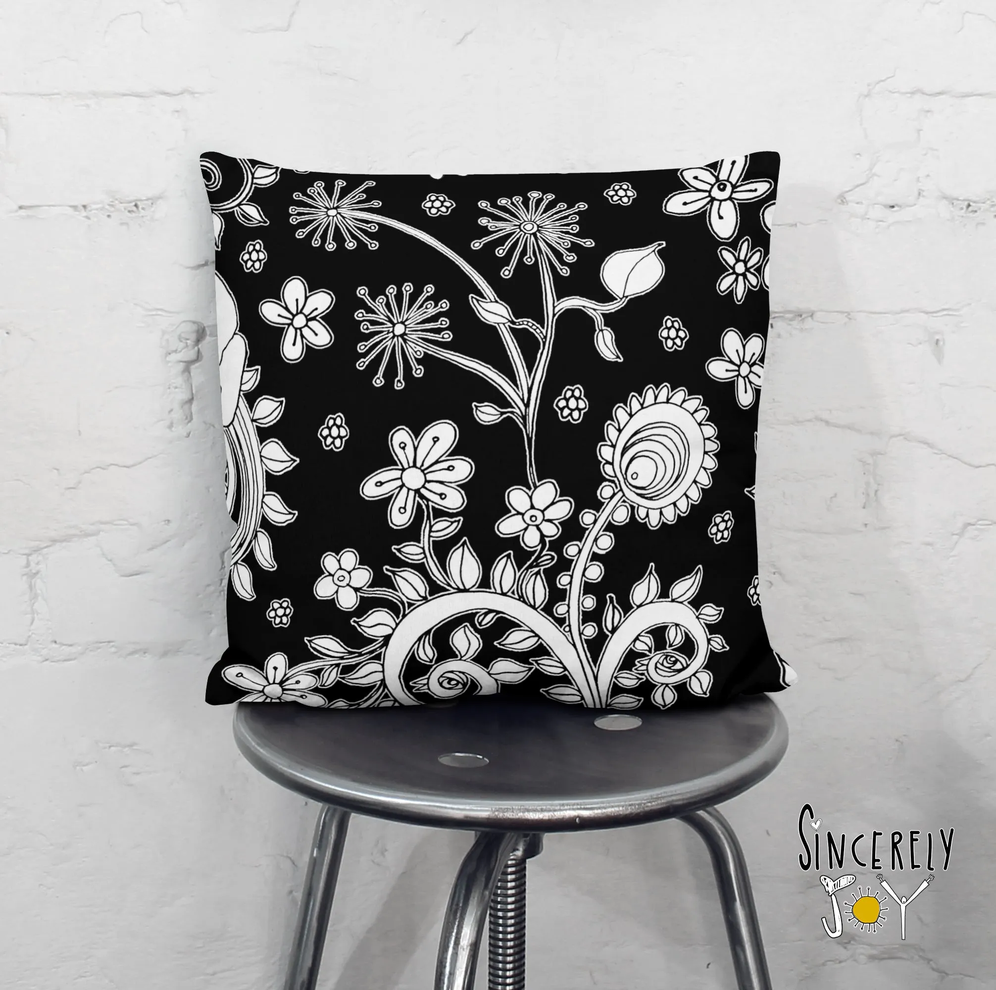 Floral Throw Pillow 'Birds of a Flower 04'