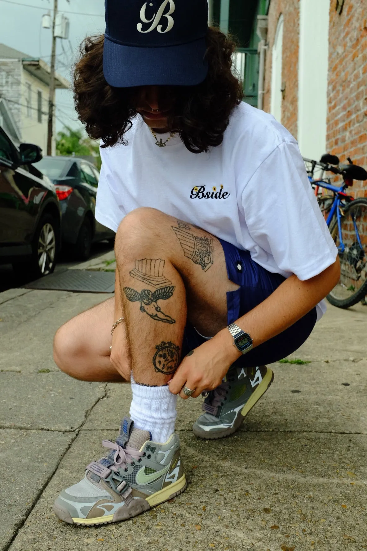 Flower Script tee by Bside Studio "Black"