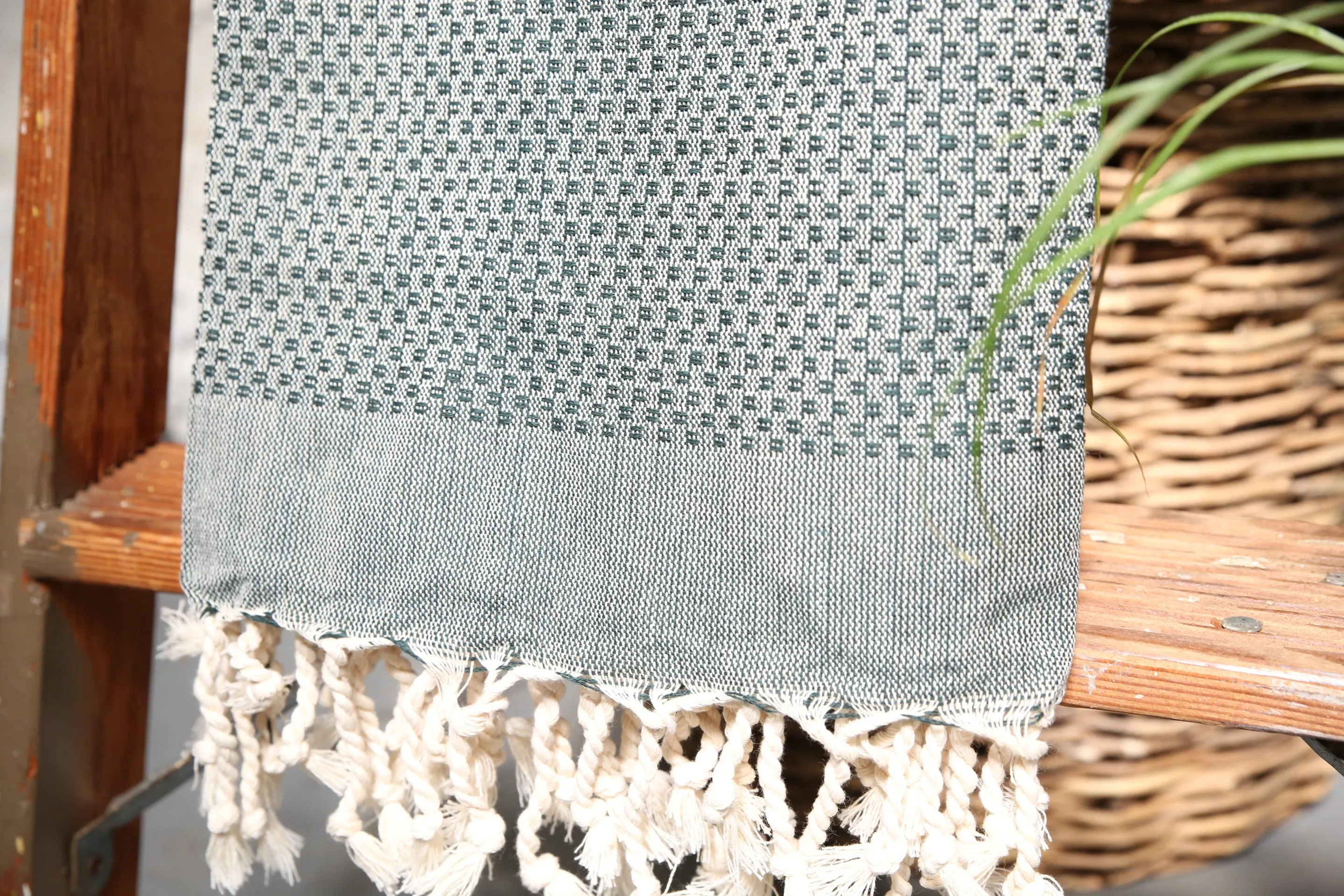 Honeycomb Pestemal Towel in Green