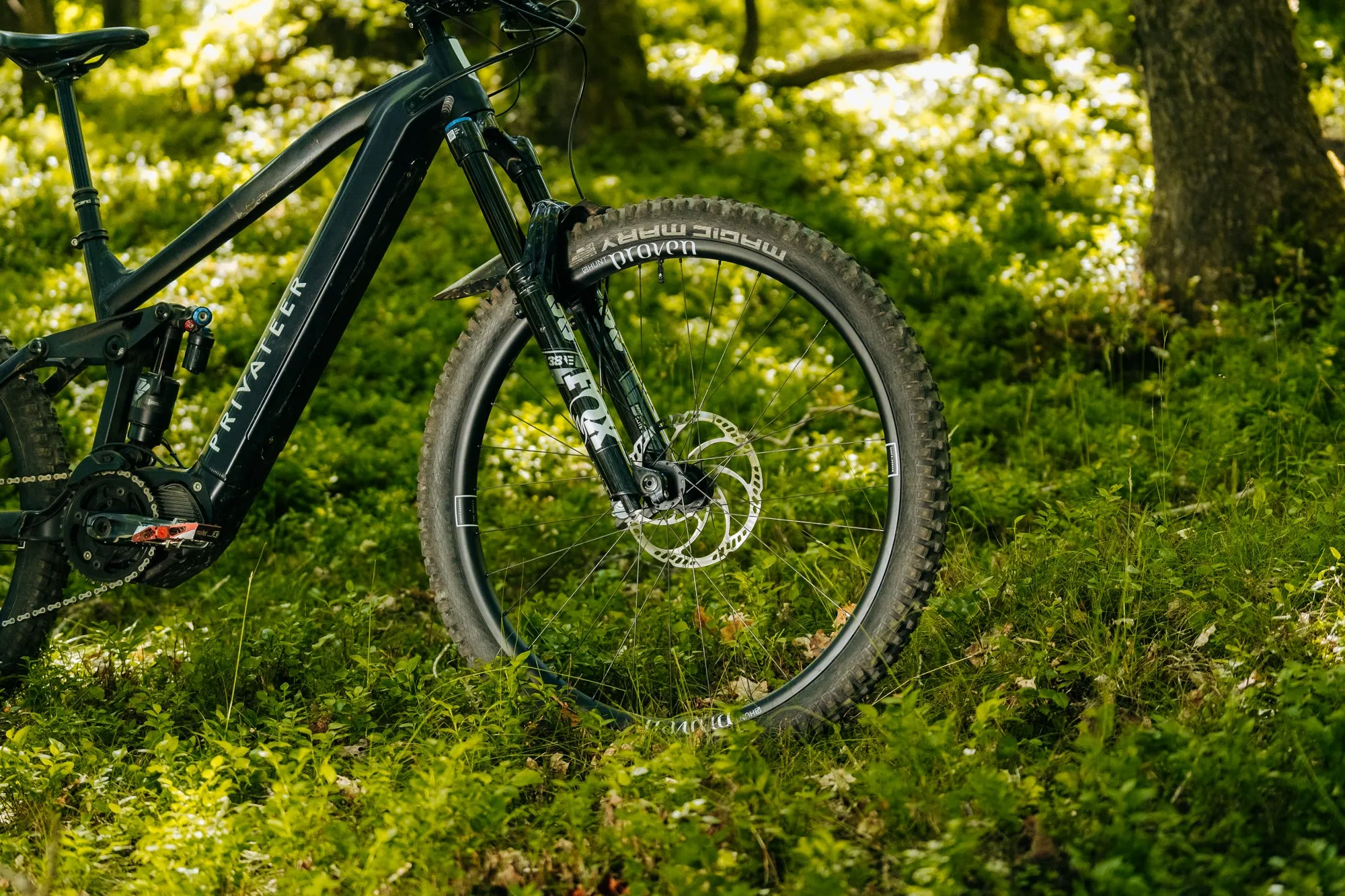 HUNT Proven Carbon Race E_Enduro 27.5 Wheelset | Previous Model IC279