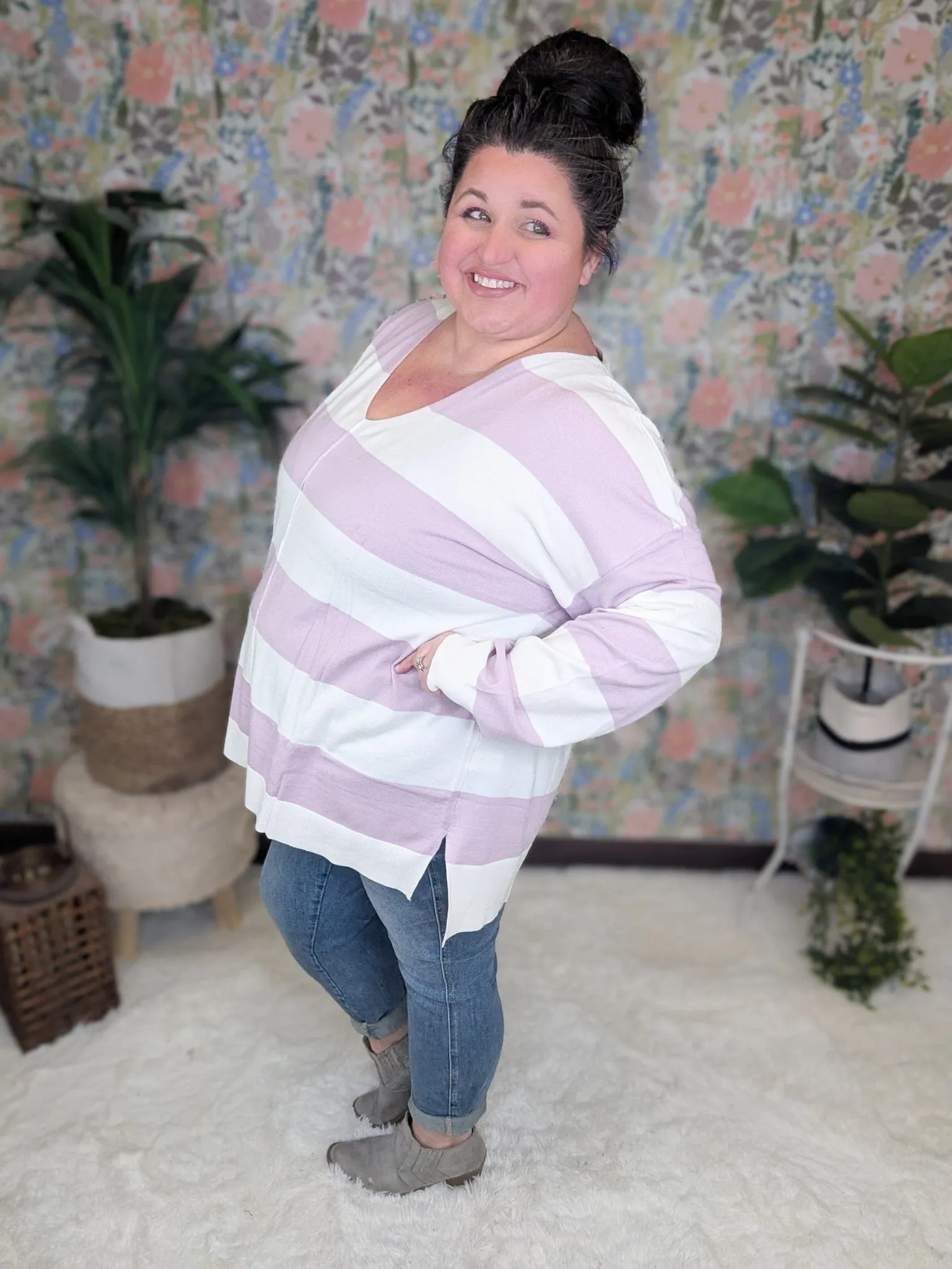 Jaclyn Lightweight Sweater in Mauve Lavender   Ivory Stripe