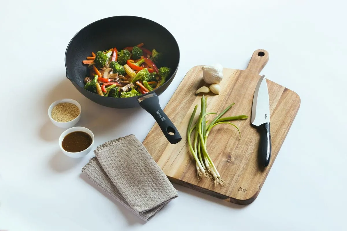 Ken Hom 30cm Excellence Pressed Wok KH430006