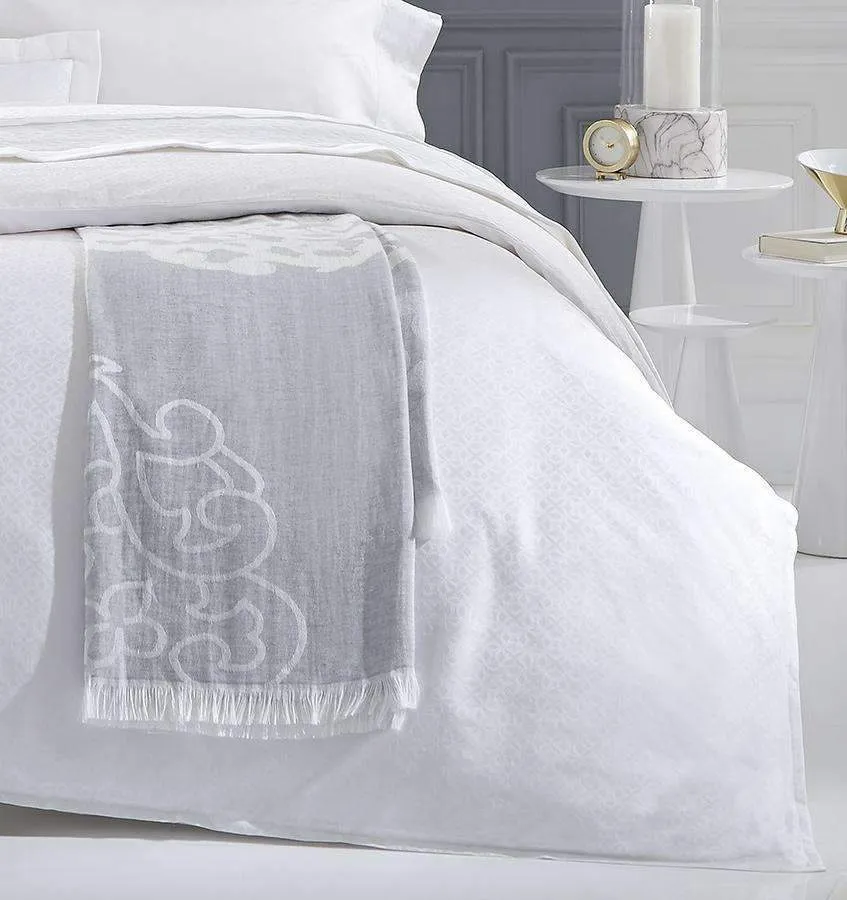 Lassia Linen Throw by Sferra