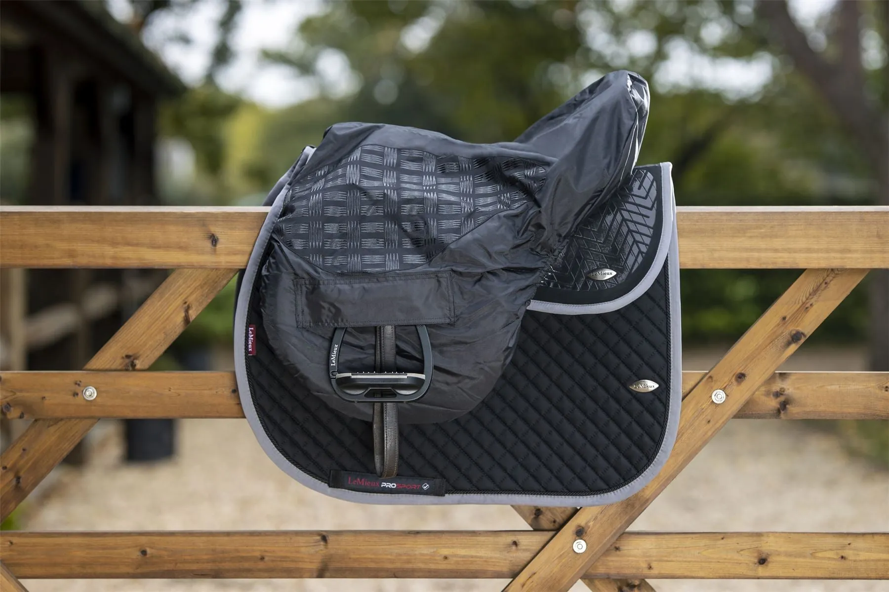 LeMieux Ride On Saddle Cover GP