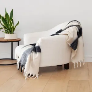 Linen House Embrace Throw 140x180cm Tartan