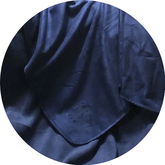 LT EquSuede Throw