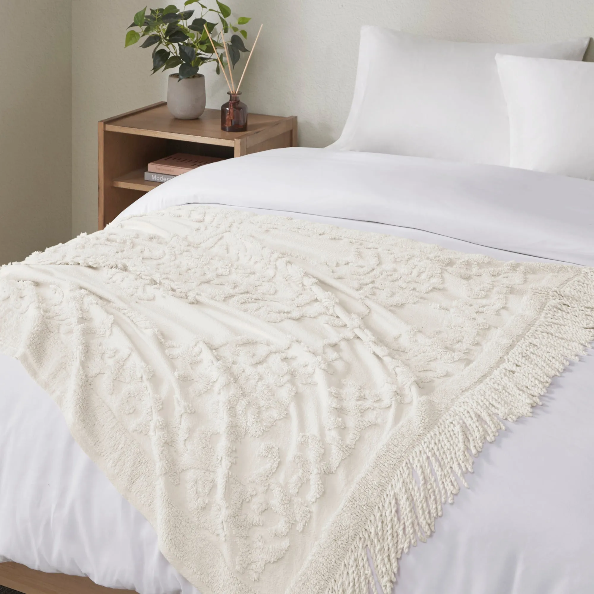 Mila Chenille Lightweight Throw with Fringe Tassel