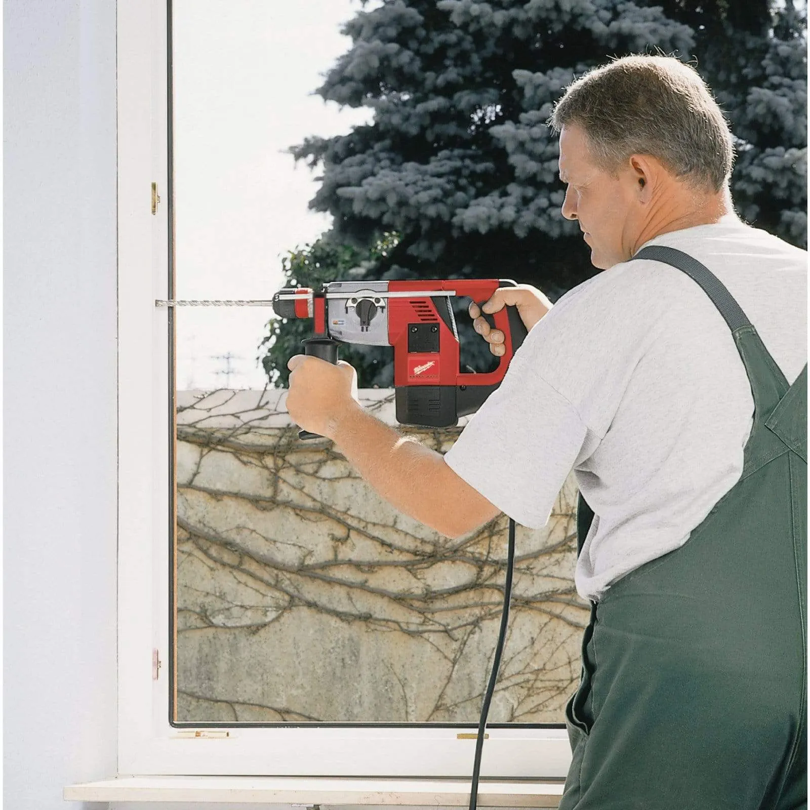 Milwaukee 32mm 900W SDS-Plus L-Shaped Hammer Drill - PLH 32 XE