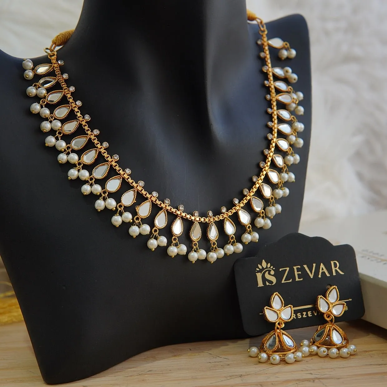 Mirror Cut Kundan Necklace Set