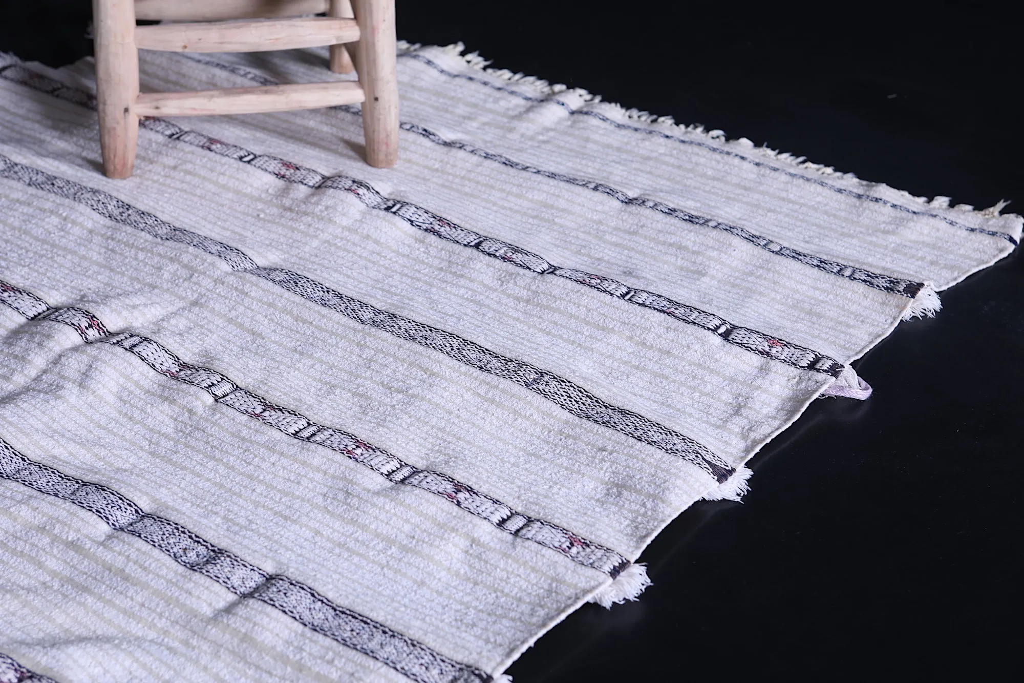 Moroccan Berber Rug Blanket - 3.7 x 5.2 FT | Handwoven Textile