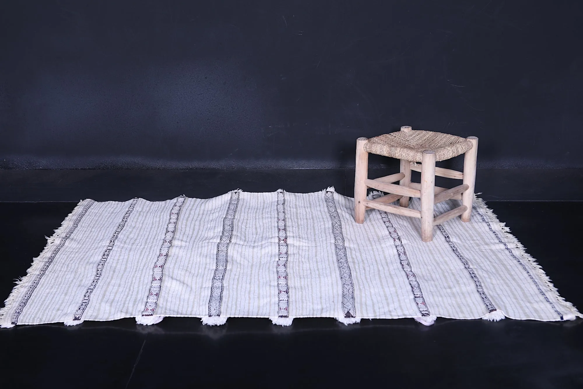 Moroccan Berber Rug Blanket - 3.7 x 5.2 FT | Handwoven Textile
