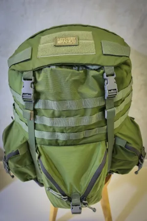 Mystery Ranch Mountain Ruck in Olive Drab Green (Yoke size M)