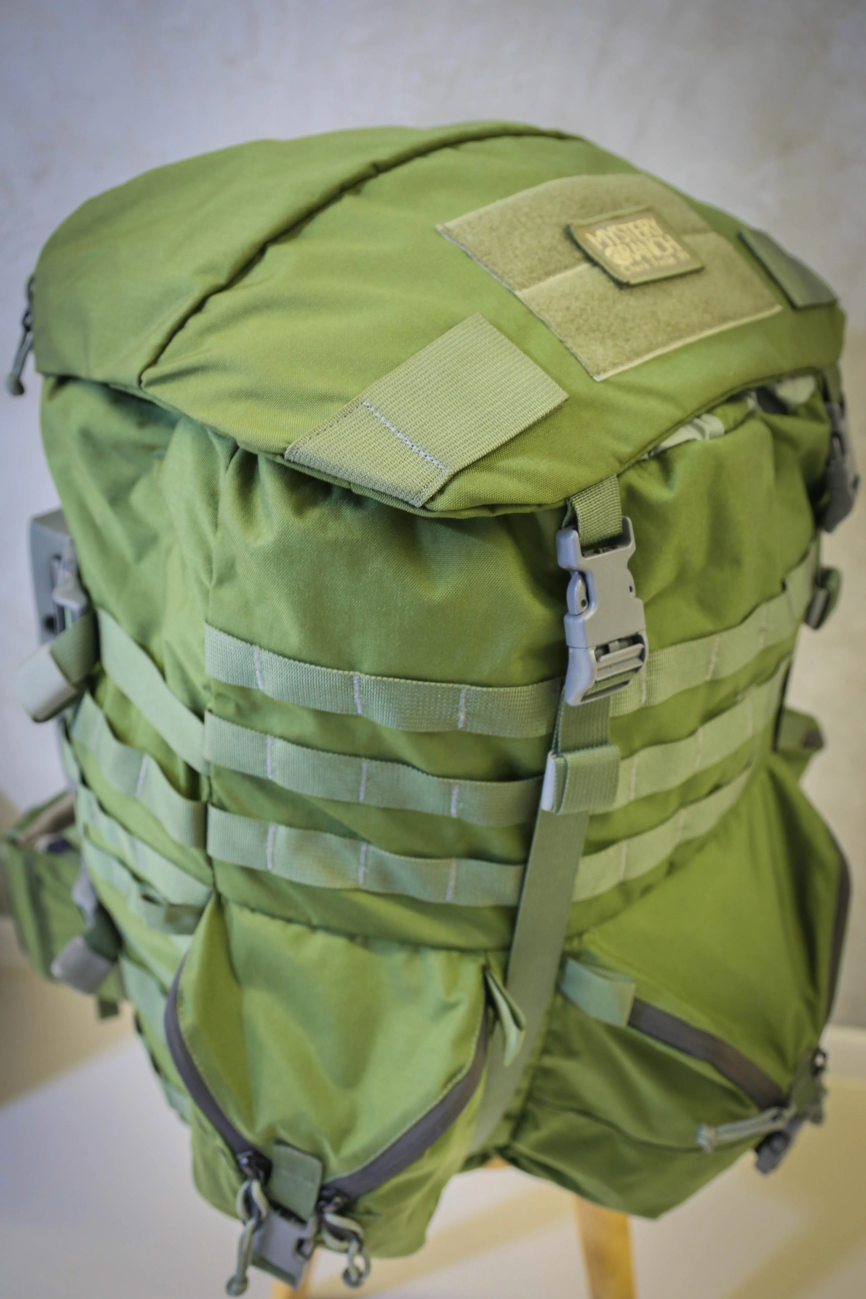 Mystery Ranch Mountain Ruck in Olive Drab Green (Yoke size M)