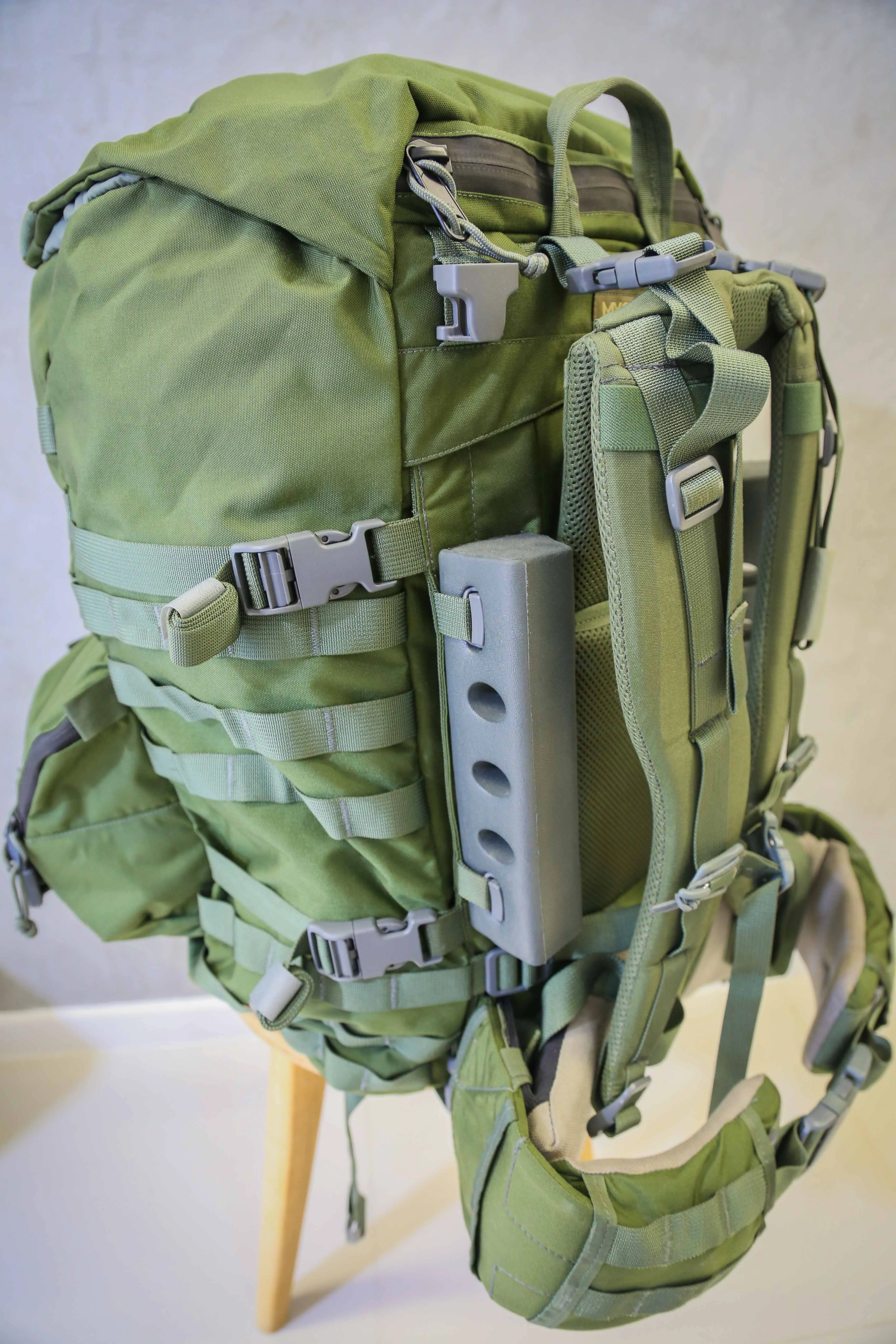 Mystery Ranch Mountain Ruck in Olive Drab Green (Yoke size M)