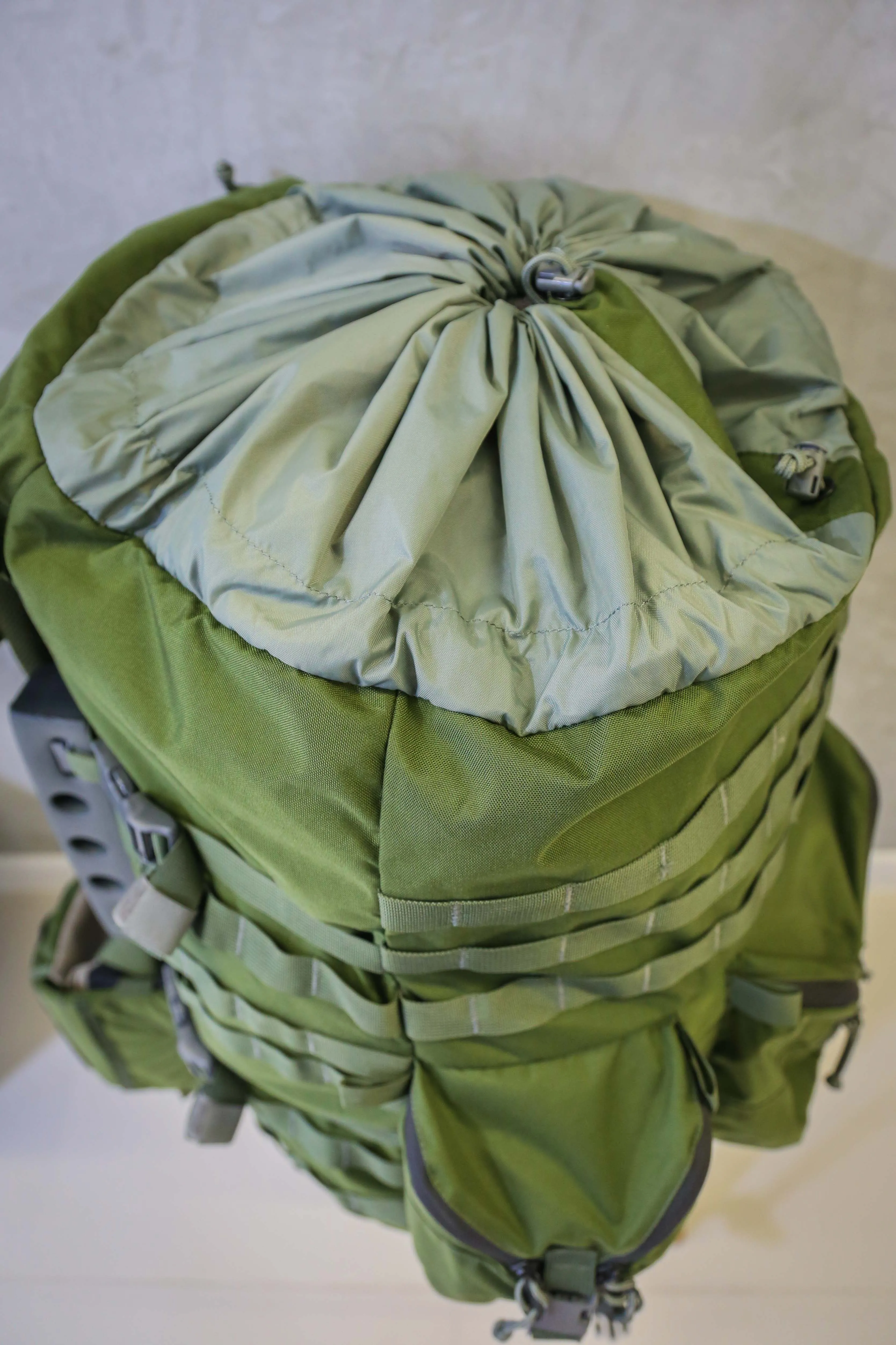 Mystery Ranch Mountain Ruck in Olive Drab Green (Yoke size M)