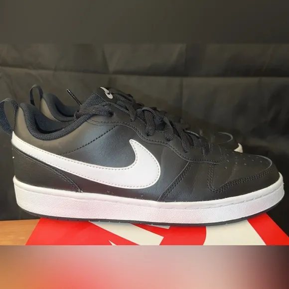 Nike Court Borough Low Recraft- 7Y/W8.5