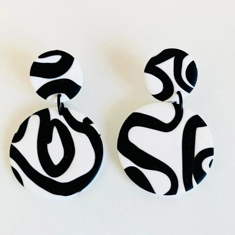 No Shrinking Violet - Songlines Large Earrings