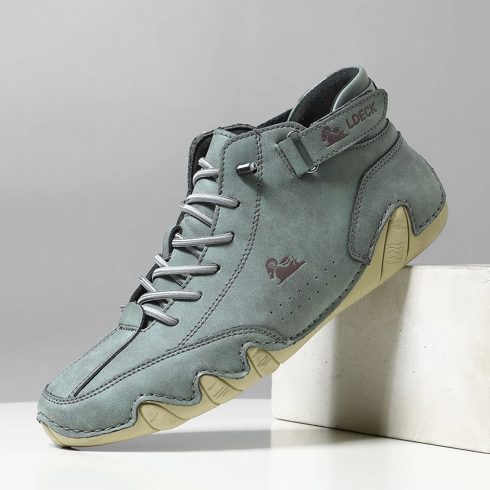 NovaDecks™ | Men's Waterproof and Breathable Orthopedic Shoes