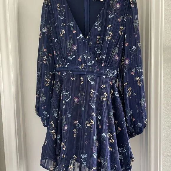 NWT Allison &amp; Kelly Dress. Navy Floral - Lightweight.