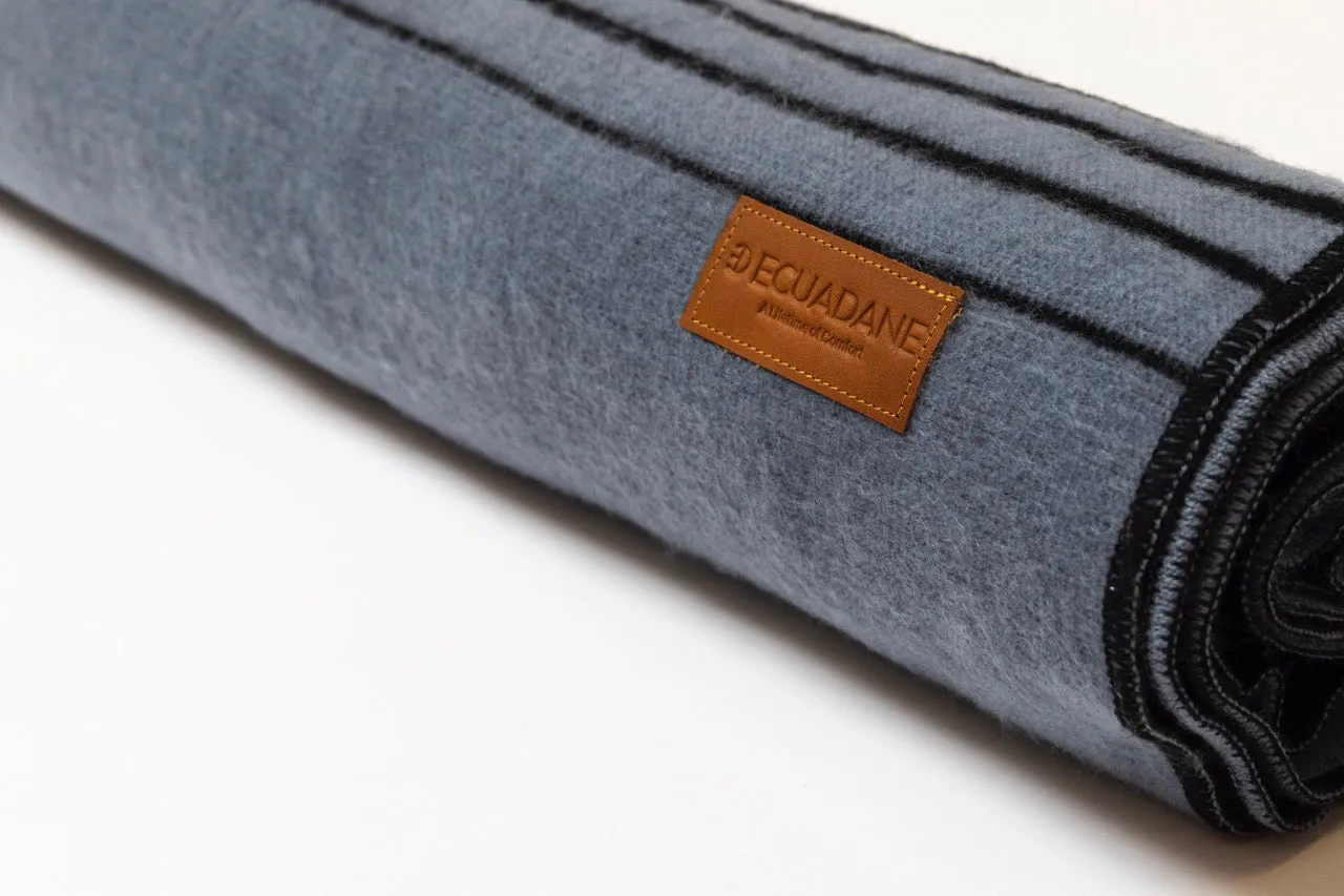 Quilotoa Black and Gray Luxury Throw Blanket