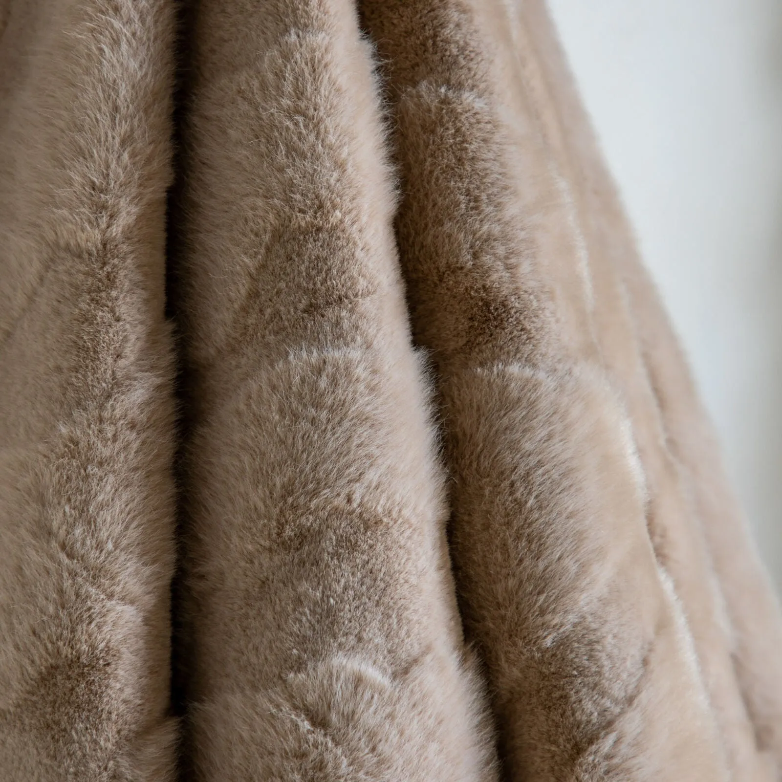RABBIT Faux Fur Throw