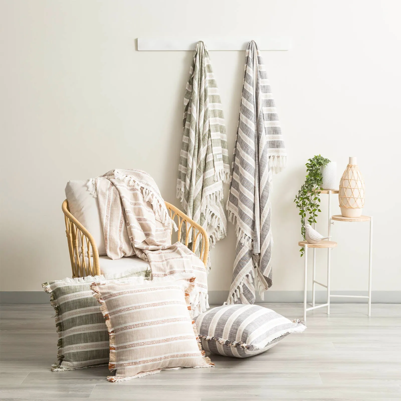 Renee Taylor Como Stone Washed Yarn-Dyed Stripe Throw 130 x 170 cms Juniper