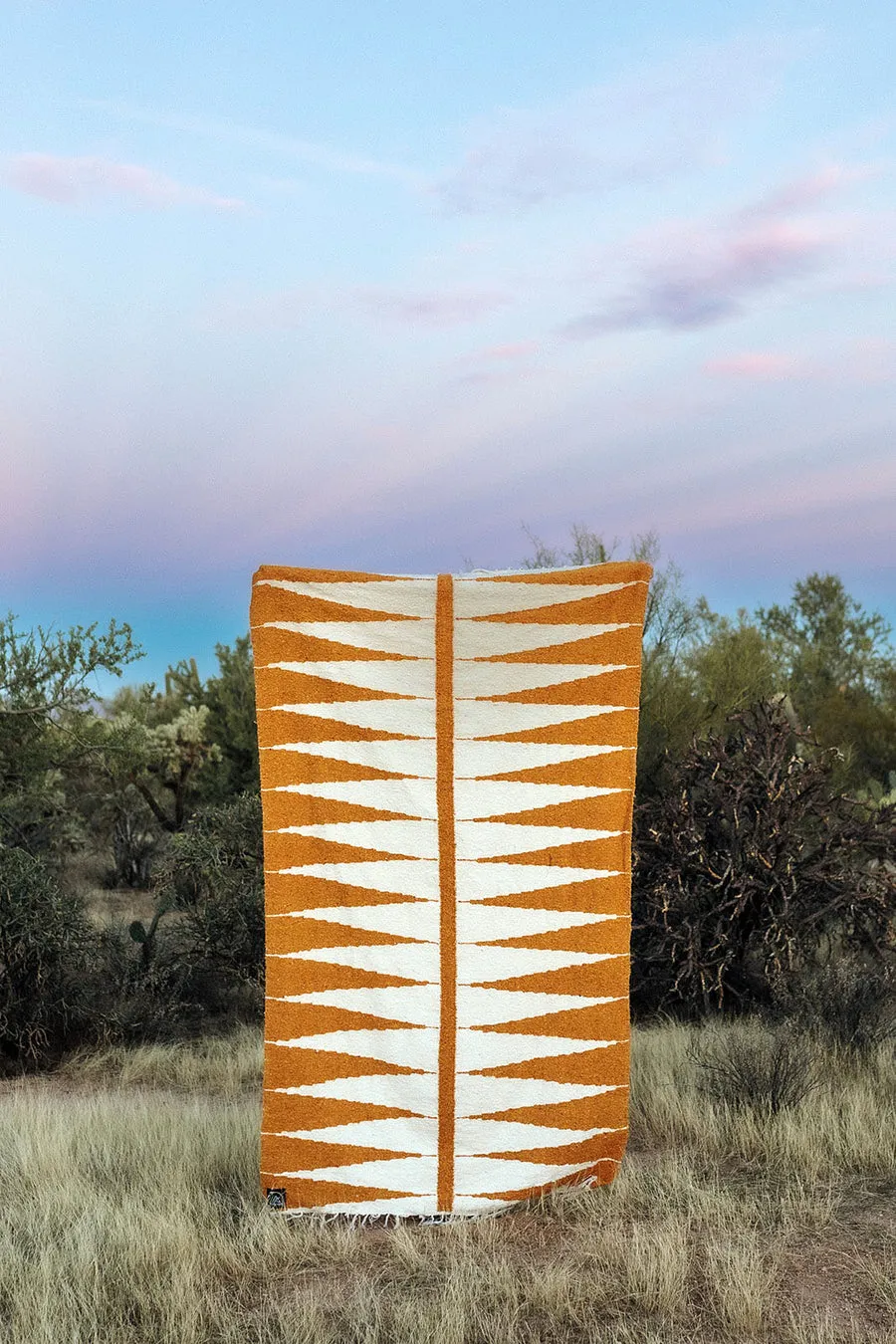 SAHARA HANDWOVEN BLANKET