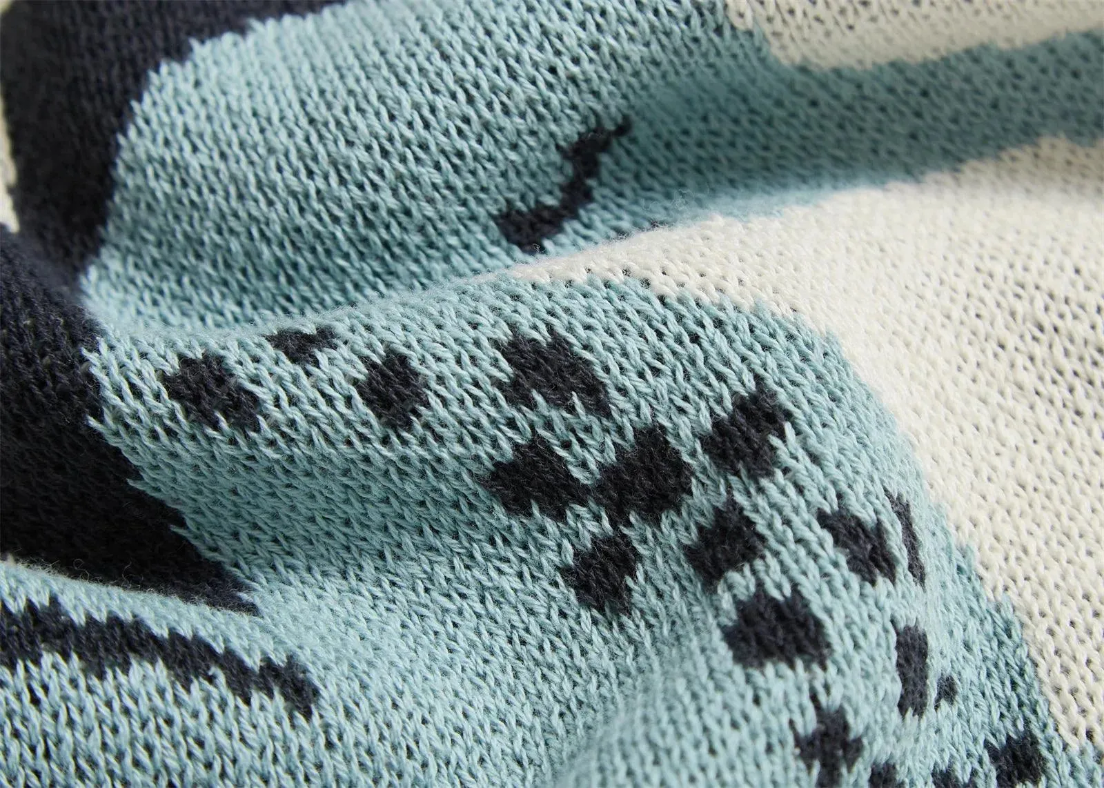 Seahorse Serenity Cotton Throw Blanket