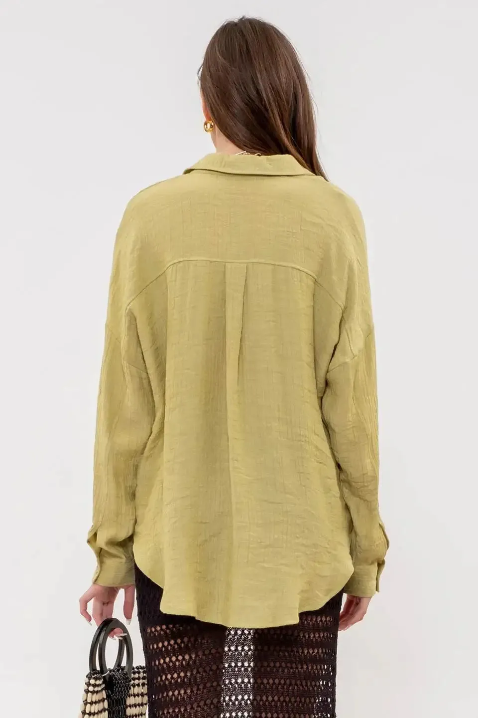 SOLID LIGHTWEIGHT BUTTON DOWN SHIRT