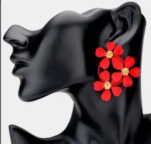 TRIPLE BLOOM OVERSIZED STUDS
