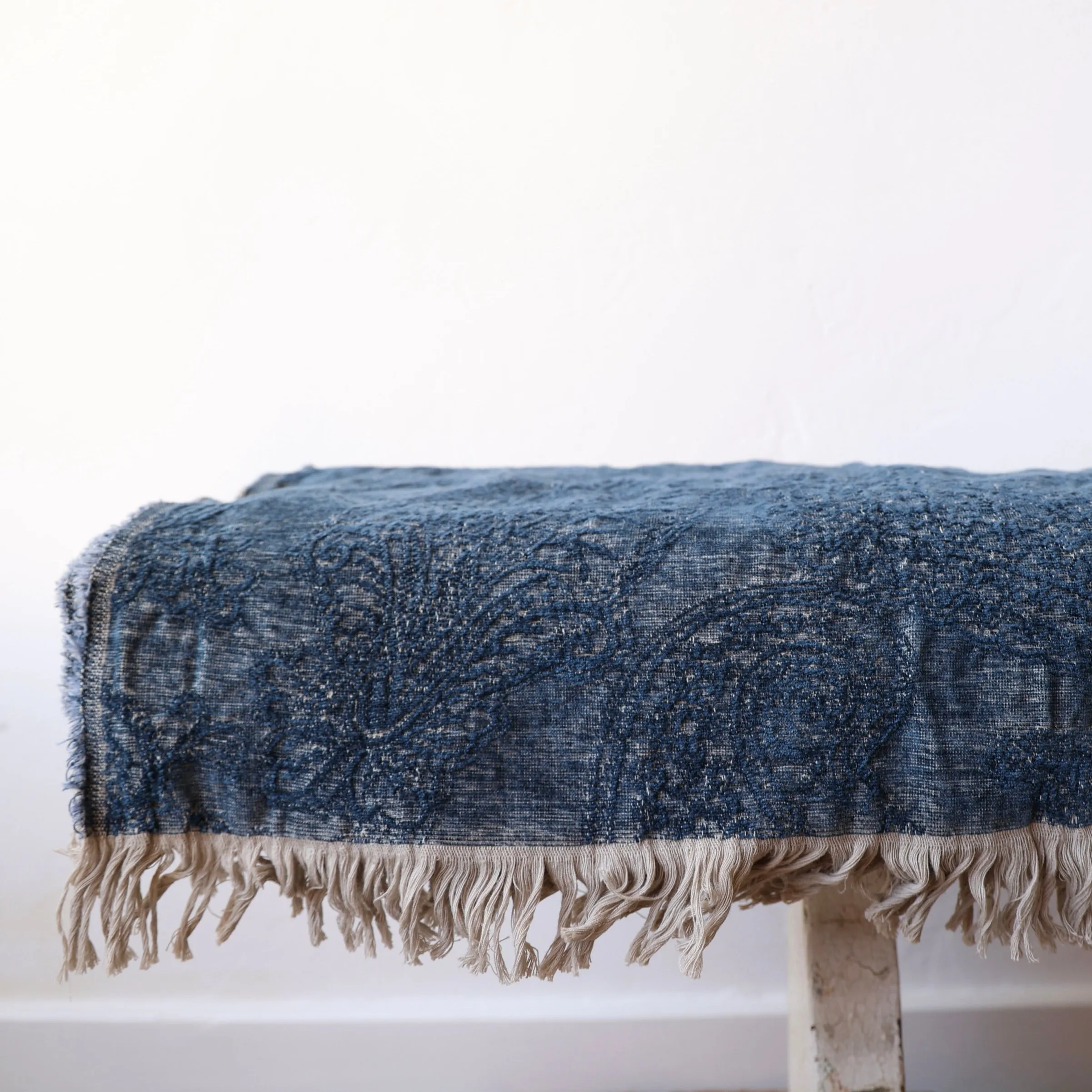Uniq'uity Savery Throw - Denim