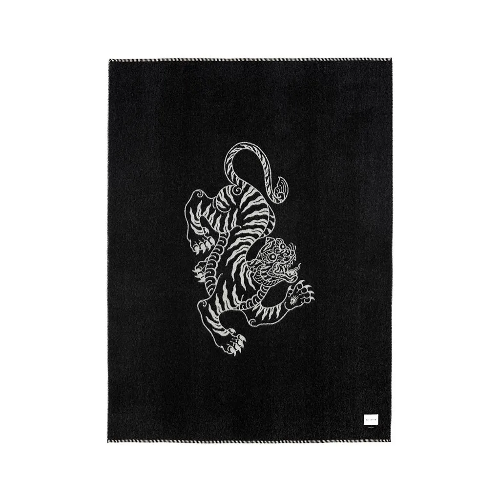 Voodoo Reversible Throw